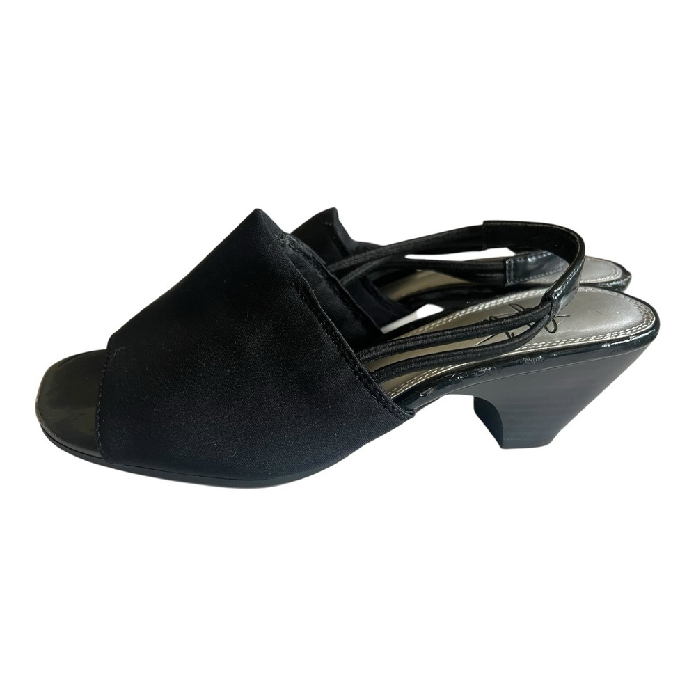 Life Stride Women's Vintage Black‎ Sling Shot Sandals Women's Size 6 M Comfort